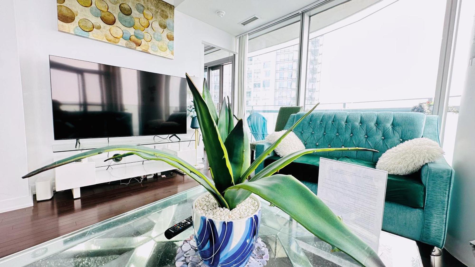New Superior Lakeview Luxury 3-Bedroom Suite On 48 Floor Торонто Екстериор снимка