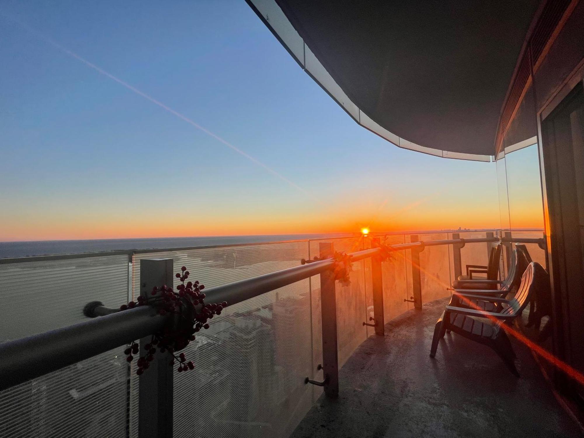 New Superior Lakeview Luxury 3-Bedroom Suite On 48 Floor Торонто Екстериор снимка